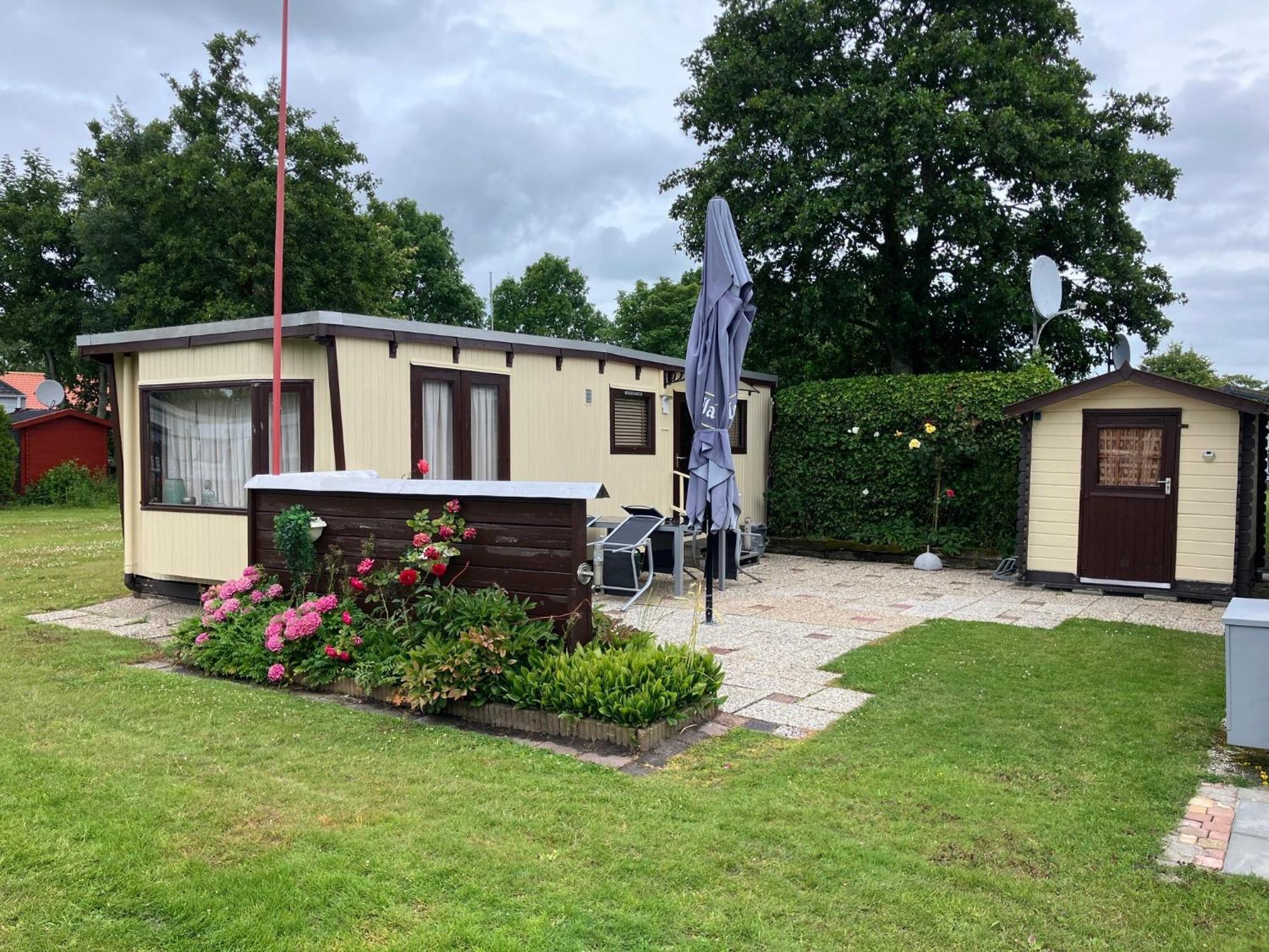 Tiny House Cc4 - It Soal Workum Villa Kültér fotó